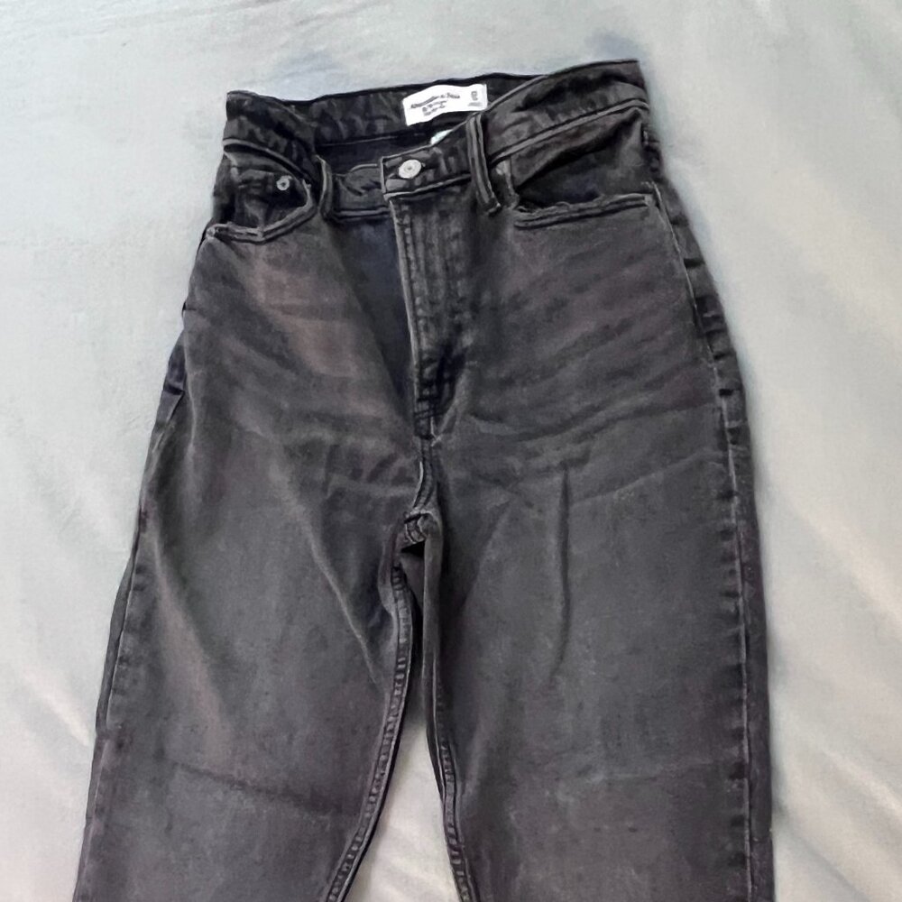 Abercrombie & Fitch The 90's Straight Ultra High Rise Curve Love size 25/0 r